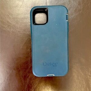 iPhone 11 Pro Max Otterbox Defender Case
